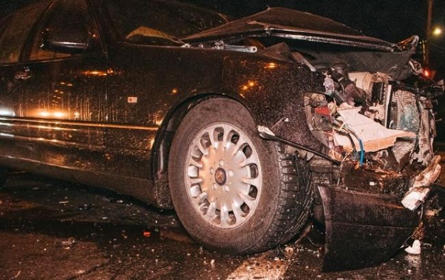 У Києві зіткнулися п'ять автомобілів, є постраждалі