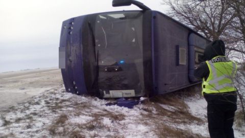 В Одесской области перевернулся пассажирский автобус, есть раненые
