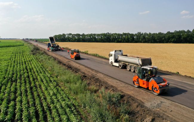 В рамках "Великого будівництва" розпочався ремонт дороги Кропивницький - Кривий Ріг