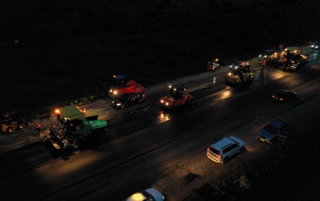 У Запорізькій області прискореними темпами йде ремонт траси М-18