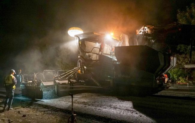 В Днепропетровской области продолжается ремонт трассы Н-11 Днепр - Николаев