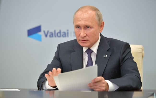 Путін відмовився відповідати на питання про виплати Байдену