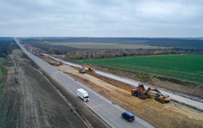 У Полтавській області будують перший в Україні бетонний автобан