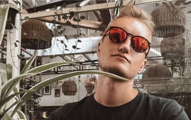 Затриманий в Індонезії за запитом Росії український блогер повертається до Києва