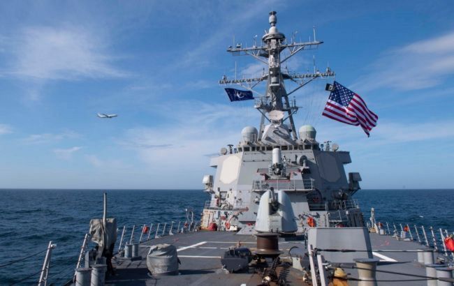 РФ о кораблях США в Черном море: советуем заняться делами в своих территориальных водах