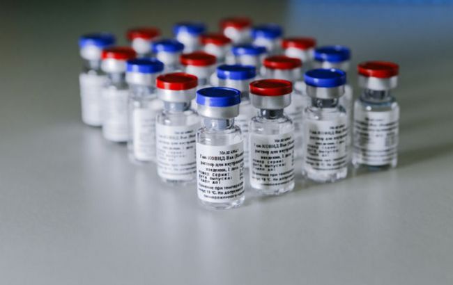 У Байдена назвали вакцини Росії і Китаю дипломатичним інструментом