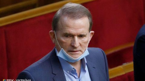 Санкции против Медведчука: трейдер Proton прекращает поставки топлива в Украину