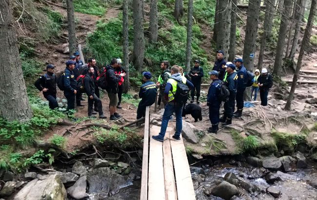 В Карпатах разыскали ребенка, который заблудился во время подъема
