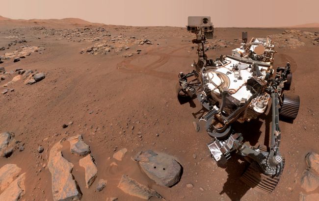 Ветер и хруст колес: марсоход NASA поделился новой аудиозаписью с Красной планеты