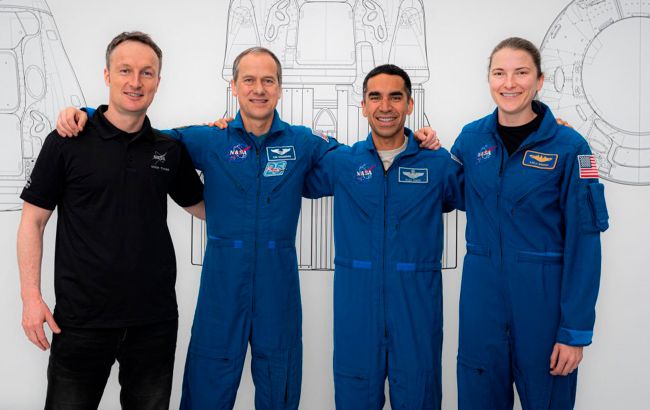 NASA вкотре переносить запуск Crew Dragon: один з астронавтів має проблеми зі здоров'ям