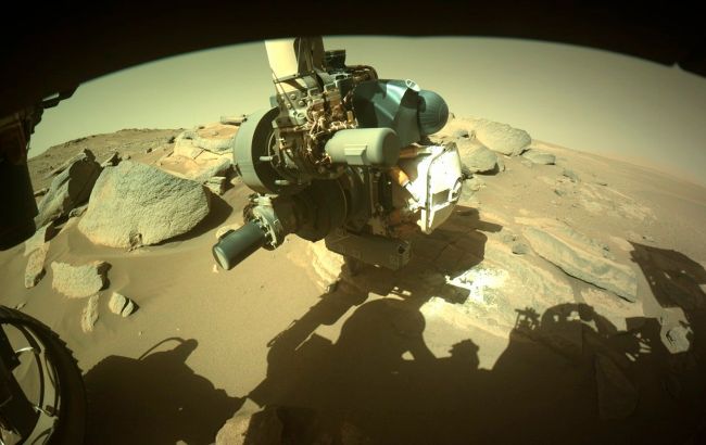Шматочок Марсу: Perseverance видобув на Червоній планеті новий камінь