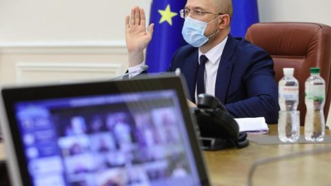 Кабмін затвердив план боротьби з олігархами