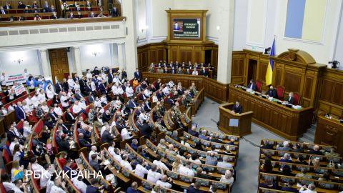 Две третьих украинцев негативно оценивают деолиграхизацию, - КМИС