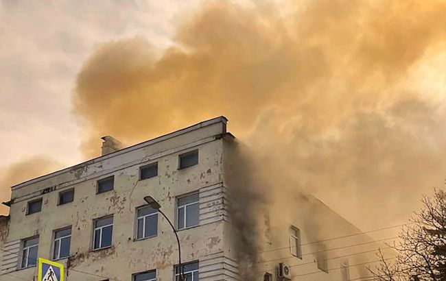 В России вспыхнул пожар в институте Минобороны. Там разрабатывали "Искандеры"