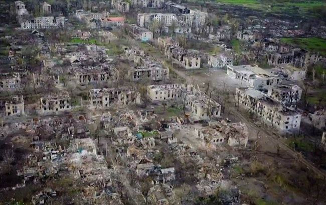 Сначала сравняли с землей: российские войска вошли в еще один поселок Луганской области