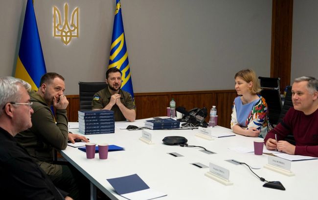 Украина подготовила вторую часть анкеты для членства в ЕС