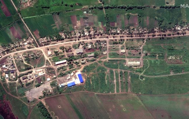Появились новые спутниковые снимки разрушений в Попасной и вблизи Лимана