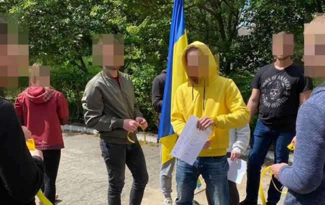 В захопленому Мелітополі жителі влаштували мітинг на підтримку України