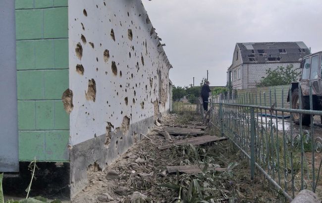 У Миколаєві внаслідок ранкового обстрілу пошкоджено 21 будинок. У місті знову тривога