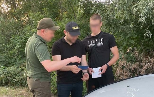 Новая схема для выезда мужчин за границу: в Одесской области разоблачили иностранца