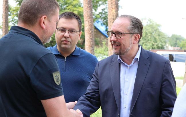 Міністри закордонних справ Австрії та Чехії побували в Ірпені