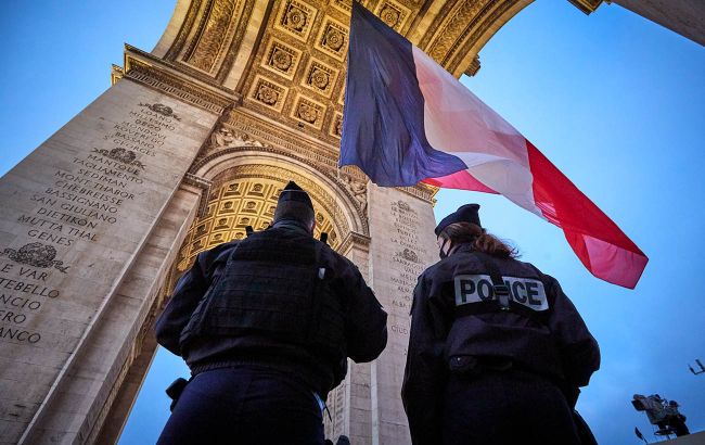У Франції перевірять активи російських олігархів, наближених до Путіна