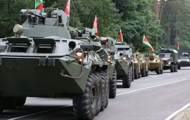На територію Білорусі прибули іноземні військові: Генштаб попереджає про провокації