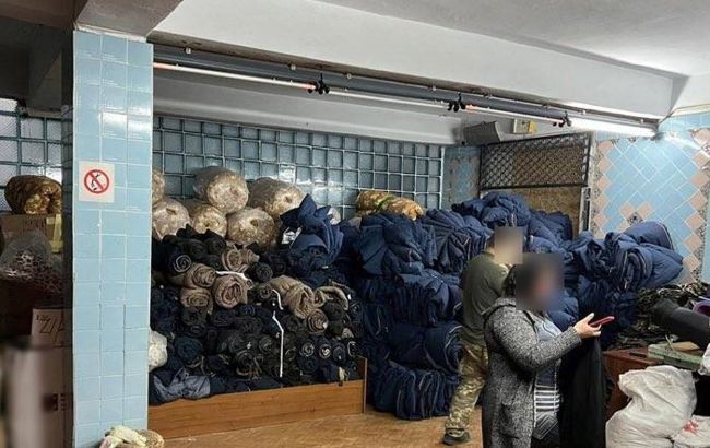 "Ошибся" на 700 тысяч гривен. В Одессе чиновник закупил военные товары втрое дороже