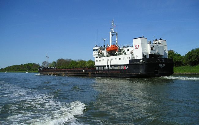 Незаконний вивіз зерна з України. Ще двом капітанам російських суден оголосили підозру