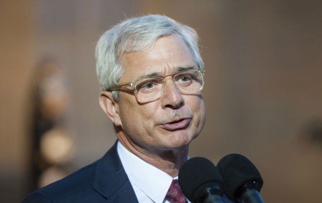 Парламент Франції пропонує уряду зняти санкції з РФ