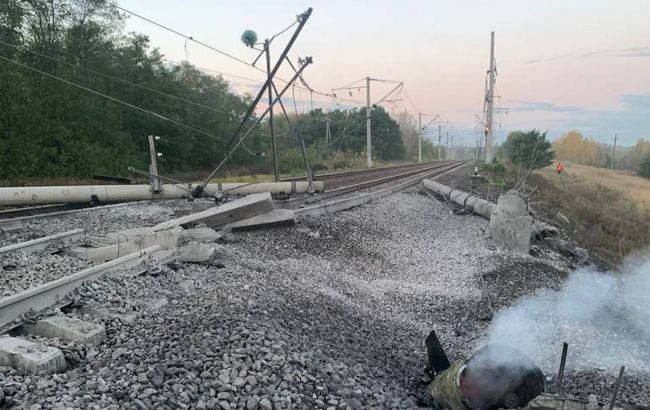У Бєлгородській області призупинили рух поїздів через "збиті ракети"