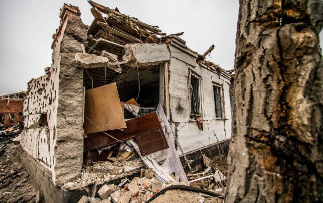Ракетний удар по Дніпру: окупанти знищили цілий квартал (фото)