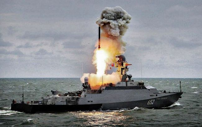 Росія тримає у Чорному та Середземному морях шість ракетоносіїв