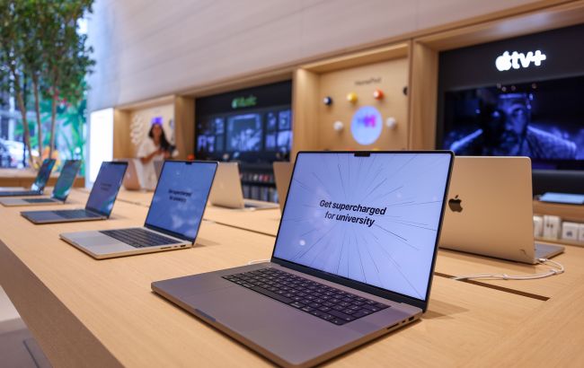 Apple разрабатывает MacBook с сенсорным экраном: СМИ назвали возможную дату выпуска