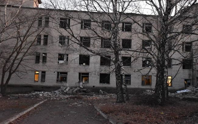 РФ нанесла ракетный удар по Краматорску и повредила медицинское учреждение (фото)