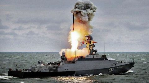 РФ увеличила в Черном море число ракетоносителей: сколько "Калибров" наготове