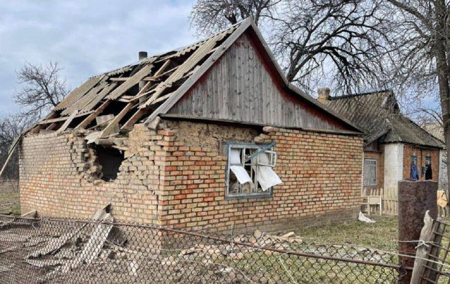 РФ випустила понад 100 снарядів по Дніпропетровській області та пошкодила будинки (фото)