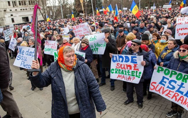 Стычки с полицией и полсотни задержанных. В Молдове новые пророссийские митинги
