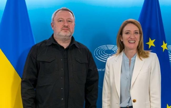 Генпрокурор зустрівся з президенткою Європарламенту в Брюсселі