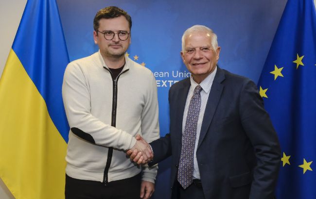 Кулеба обговорив з головним дипломатом ЄС постачання боєприпасів для України