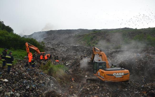Рятувальні роботи на Грибовицькому звалищі відновлять завтра