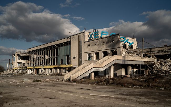 Оккупанты 70 раз обстреляли Херсонскую область: поврежден завод и электросеть