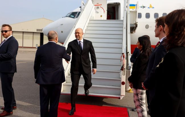 Шмыгаль приехал в Канаду, затем посетит США