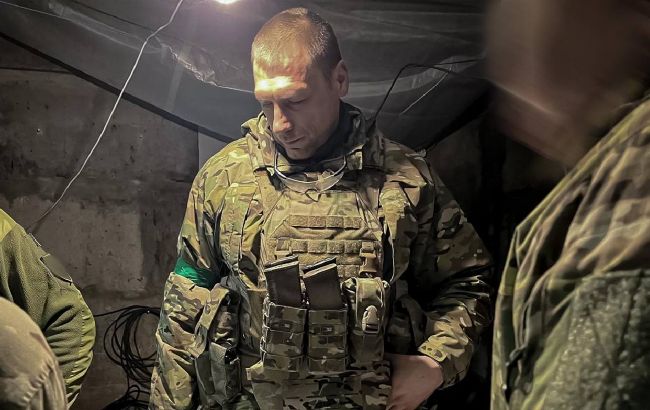 Командующий ССО проверил позиции украинских бойцов в Бахмуте