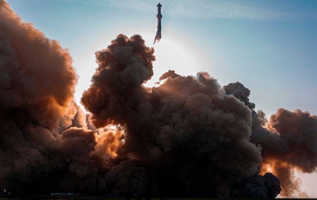 SpaceX заборонили запускати Starship, розслідують вибух ракети