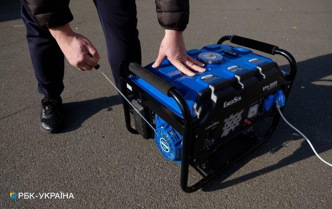 У Києві в'язні з СІЗО продавали неіснуючі генератори та прикидалися військовими