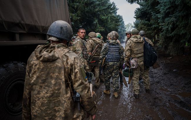 Украинские военные откидают оккупантов под Бахмутом: обновленная карта боев