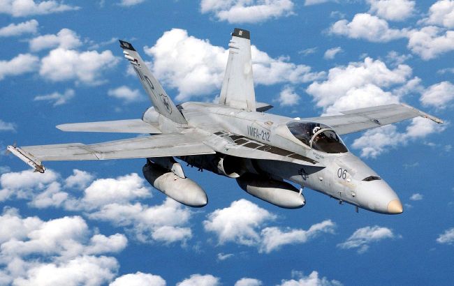 В Испании на авиабазе разбился истребитель F-18