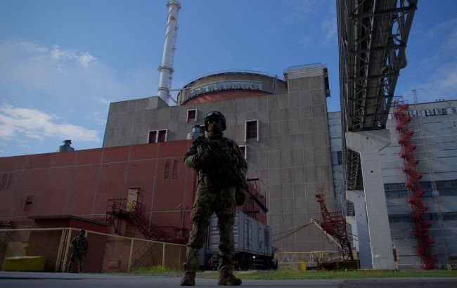 РФ продолжает милитаризацию ЗАЭС Использует энергоблоки в качестве военных баз, - ГУР