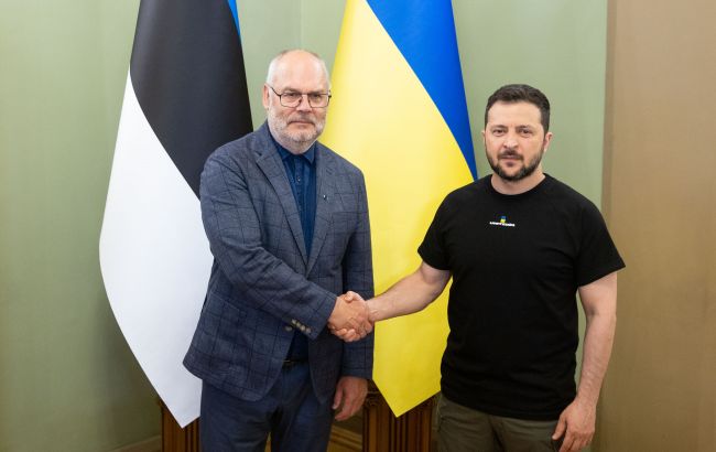 Зеленский встретился с президентом Эстонии в Киеве